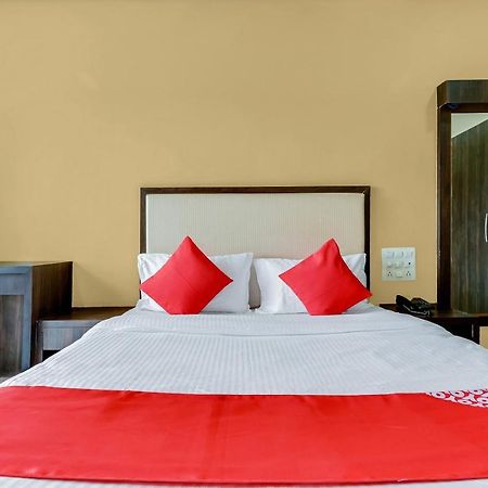 Kāla Oyo 48352 Hotel Bhagyalaxmi מראה חיצוני תמונה