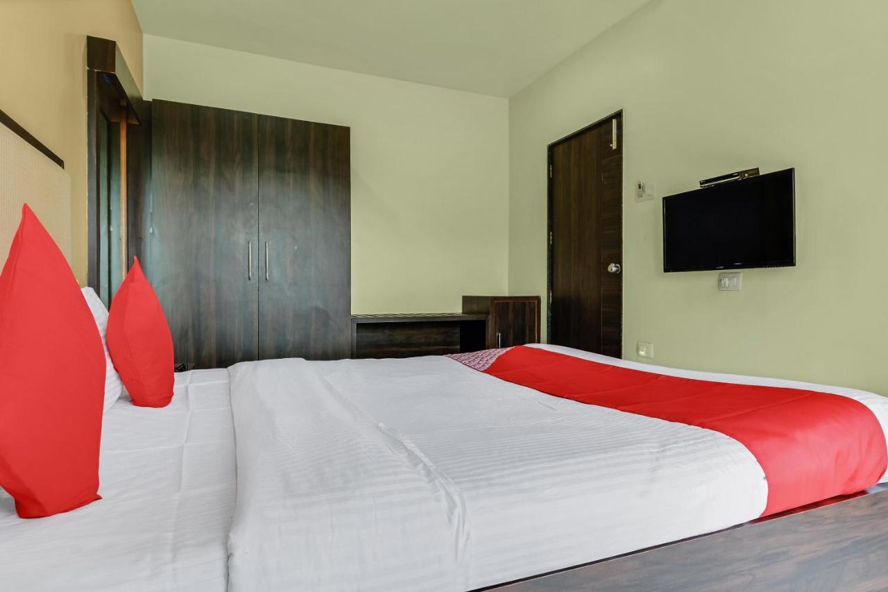 Kāla Oyo 48352 Hotel Bhagyalaxmi מראה חיצוני תמונה